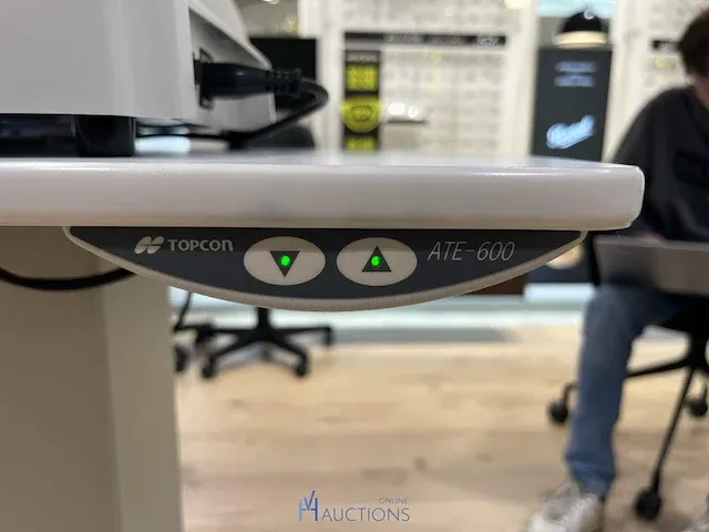 Automatische kerato-refractometer topcon - afbeelding 9 van  9