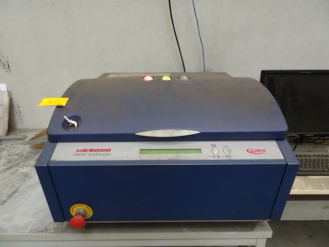 Automatische ponsmachine cim - afbeelding 1 van  4