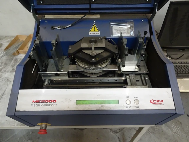 Automatische ponsmachine cim - afbeelding 2 van  4
