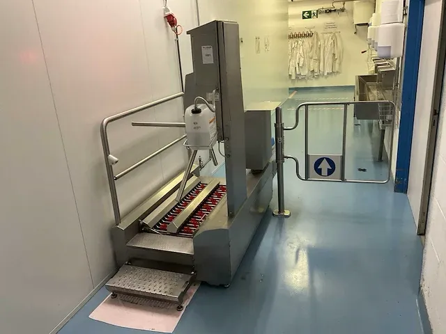 Automatische rvs hygiëne sluis - afbeelding 3 van  6