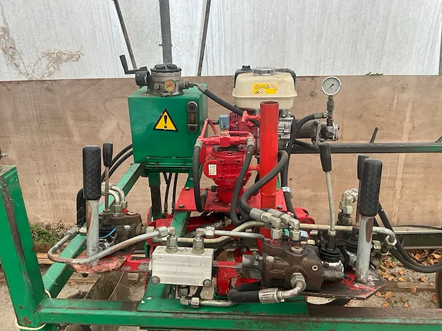 Automatische steek- en snoeimachine - afbeelding 3 van  17