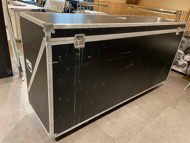 Automatische sushibar - rolketen - afbeelding 13 van  16
