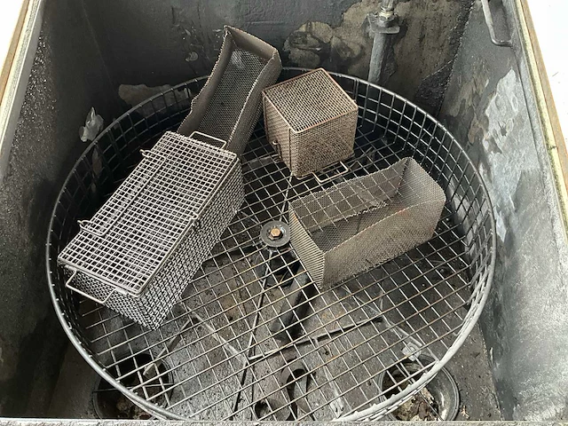 Automatische warm water onderdelen wasautomaat - afbeelding 2 van  15