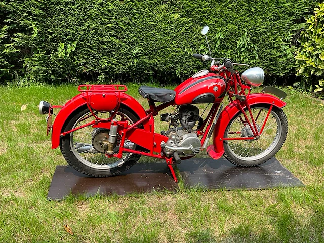 Automoto motorfiets 1948 - afbeelding 16 van  19
