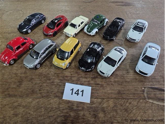 Autos 12 stuks - afbeelding 1 van  3