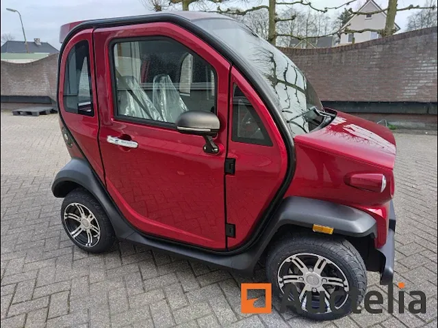 Auto's luqi ev300 - afbeelding 21 van  33