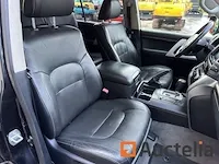 Auto's toyota landcruiser 200 - afbeelding 18 van  40