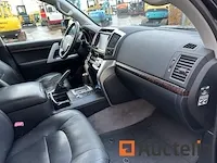 Auto's toyota landcruiser 200 - afbeelding 35 van  40