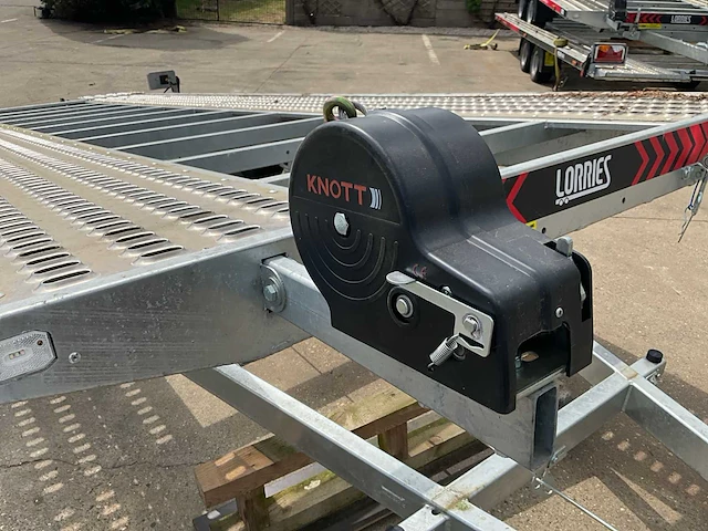 Autotransporter kantelbaar 2700kg - afbeelding 6 van  17