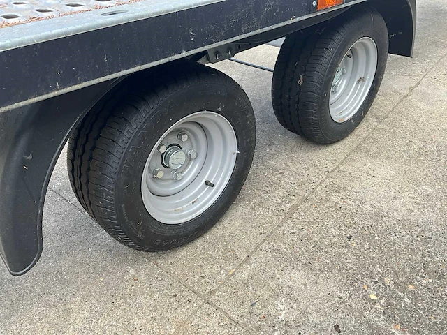 Autotransporter met rampen - afbeelding 10 van  14