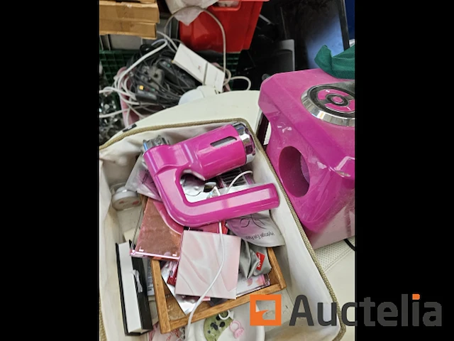 Autres industries: lot 145: esthetiques - afbeelding 15 van  33