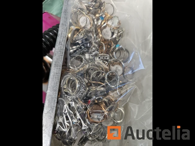 Autres industries: lot 145: esthetiques - afbeelding 18 van  33