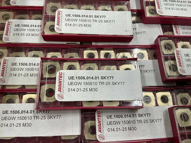 Avantec uegw150610tr25 sky77 freeswisselplaat (250x) - afbeelding 3 van  3