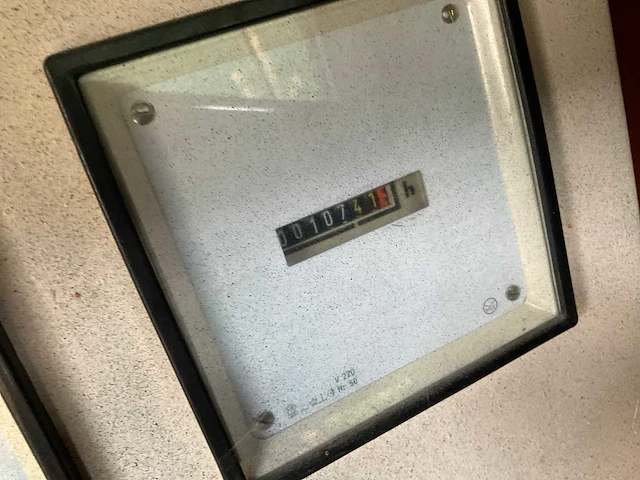 Avk stroomgenerator op aanhangwagen - afbeelding 7 van  8