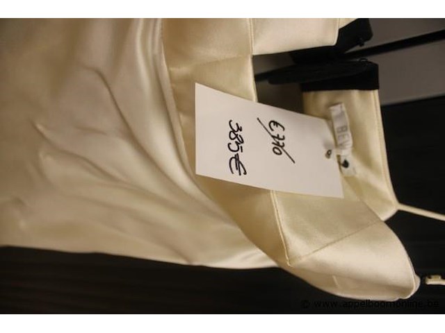 Avondjurk bevza - afbeelding 2 van  2