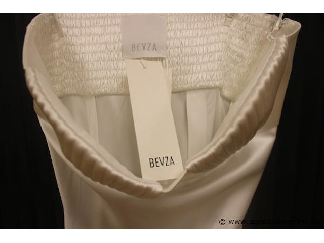 Avondjurk bevza - afbeelding 2 van  2