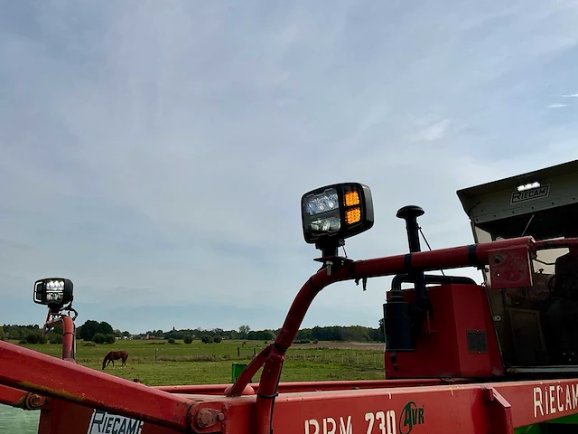 Avr riecam rbm 230 aardappelrooier 1989 - afbeelding 47 van  60