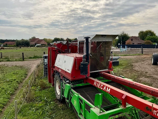 Avr riecam rbm 230 aardappelrooier 1989 - afbeelding 59 van  60