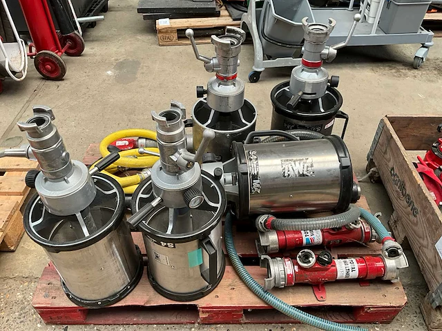 Awg schuimlanzen (5x) - afbeelding 1 van  7
