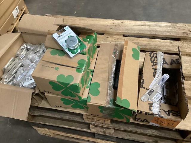 Axa mix kavel diverse deurbeslag - afbeelding 1 van  5