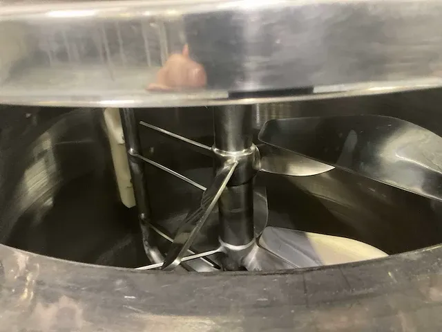 Axomatic axomix 300 vacuüm mengmachine - afbeelding 3 van  6