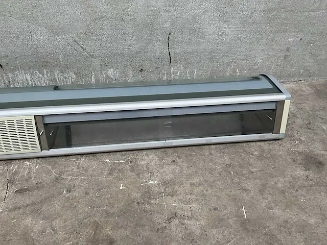 Azkoyen frio-total presentatie koelvitrine - afbeelding 5 van  6