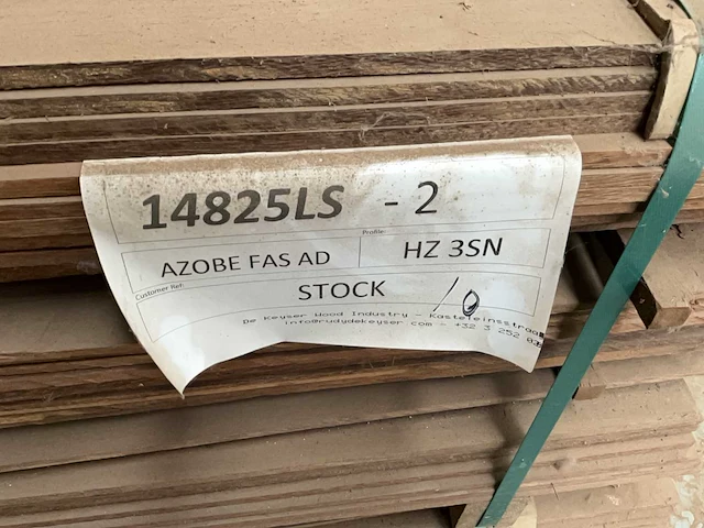 Azobe geschaafd grote partij hardhout plinten - afbeelding 3 van  3