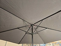 Azur alu parasol dia 300cm kleur grijs met zwengel