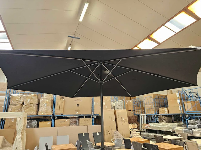 Azur alu parasol dia 300cm kleur zwart met zwengel - afbeelding 3 van  4