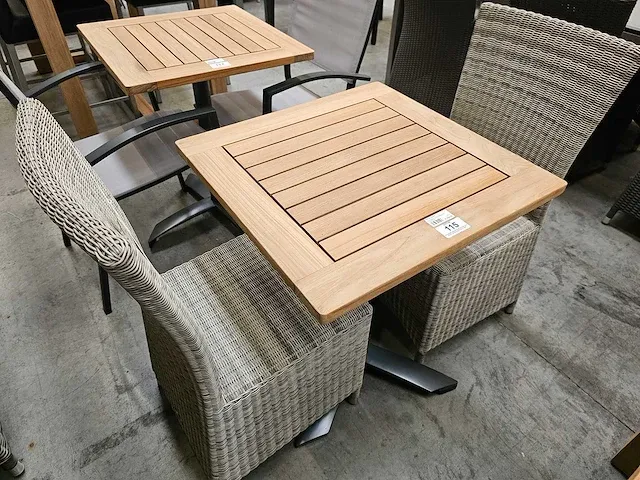 Azur alu tafelpoot volvic plooibaar charcoal + teak top 60cm - afbeelding 1 van  4