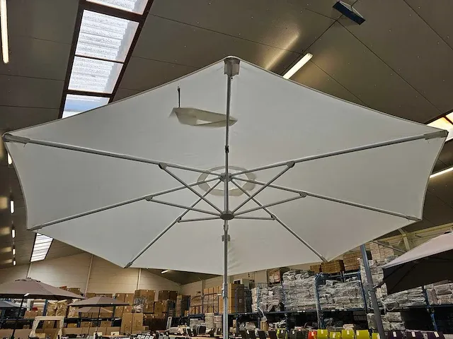 Azur hangparasol kansas rond 350cm wit + blauwsteen 100kg - afbeelding 3 van  6