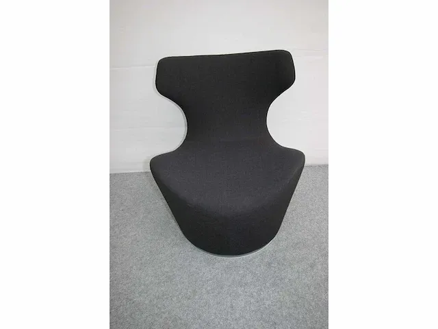 B & b italia - piccola papilio - fauteuil - afbeelding 1 van  7