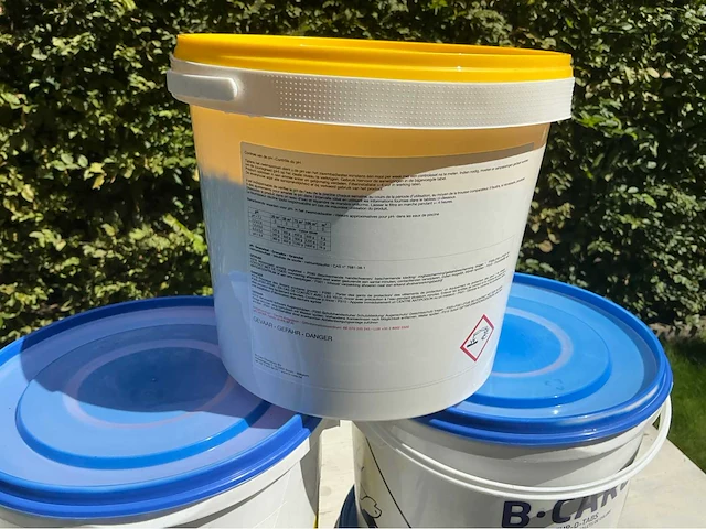 B-care chloor-waterbehandeling zwembad onderhoud - afbeelding 2 van  2