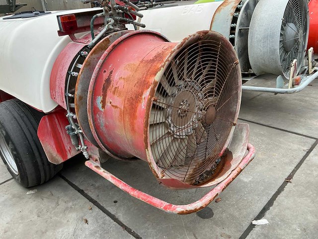 B.a.b. getrokken spuitmachine - afbeelding 7 van  9