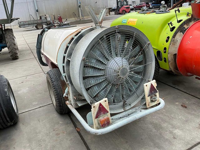 B.a.b. getrokken spuitmachine - afbeelding 4 van  6