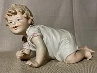 Baby beeldje in europese biscuit - afbeelding 1 van  6