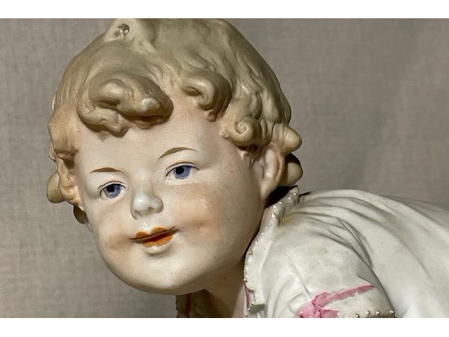 Baby beeldje in europese biscuit - afbeelding 2 van  6