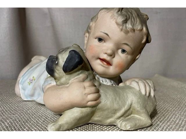 Baby beeldje in europese biscuit - afbeelding 3 van  4