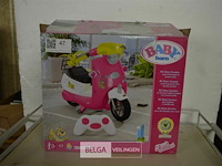 Baby born vespa op afstandbediening - afbeelding 1 van  3