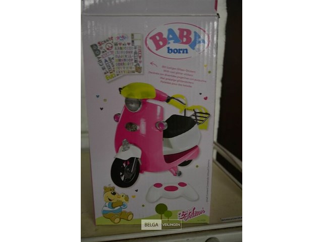 Baby born vespa op afstandbediening - afbeelding 3 van  3