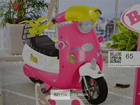 Baby born vespa op afstandbediening - afbeelding 2 van  4