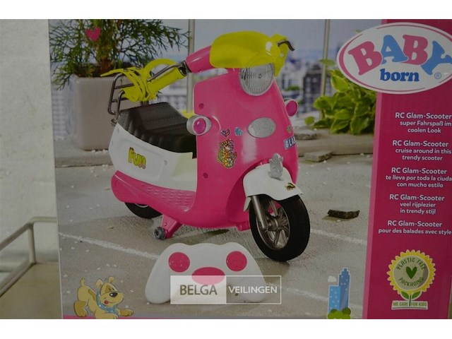 Baby born vespa op afstandbediening - afbeelding 2 van  4