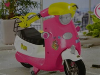 Baby born vespa op afstandbediening - afbeelding 4 van  4