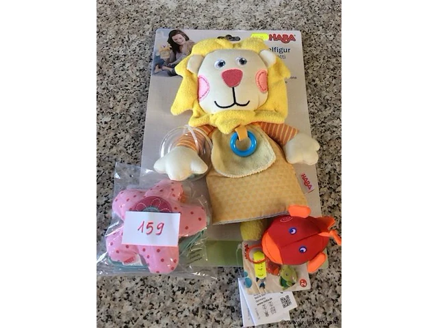 Baby items - afbeelding 1 van  2