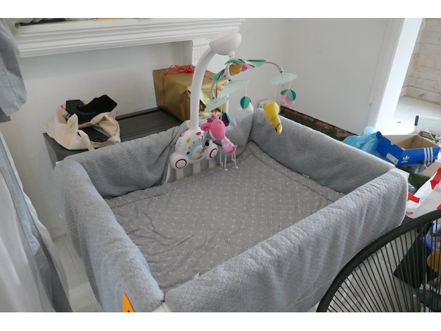 Babybedje met matras - afbeelding 2 van  5