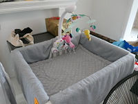 Babybedje met matras - afbeelding 2 van  5