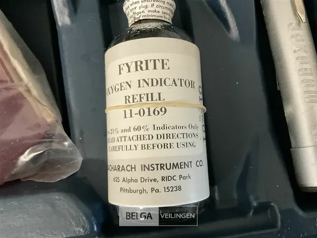 Bacharach fyrite test kit co2-meter - afbeelding 8 van  10