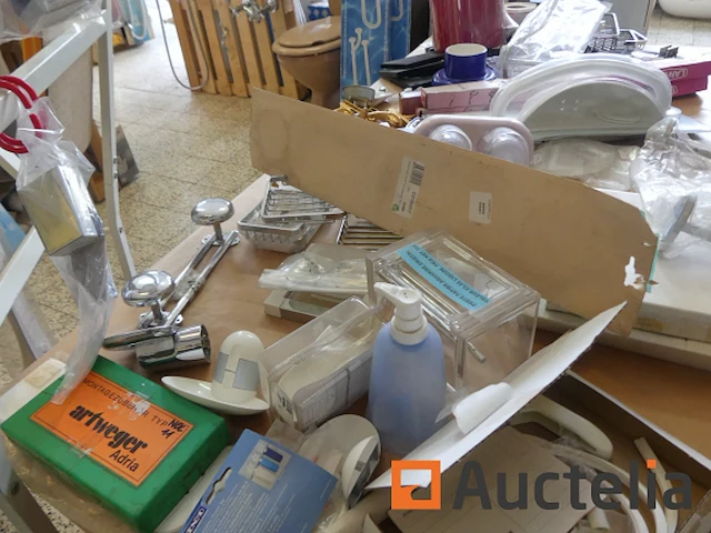 Badkamer- en wc-accessoires - afbeelding 3 van  10