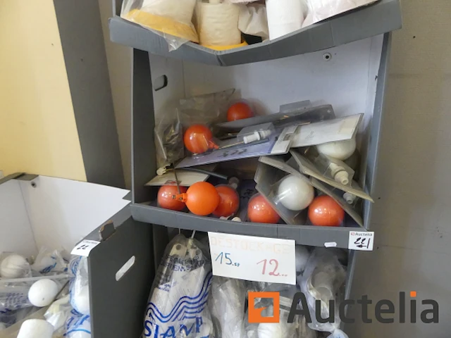 Badkamer- en wc-accessoires - afbeelding 1 van  10