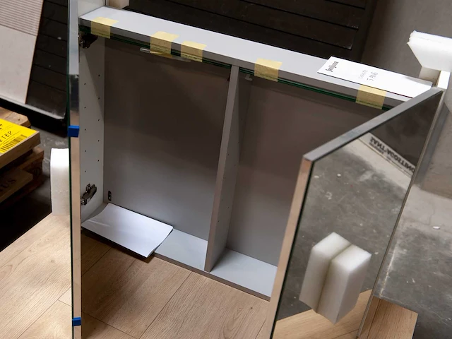 Badkamer kast met spiegel - afbeelding 5 van  5